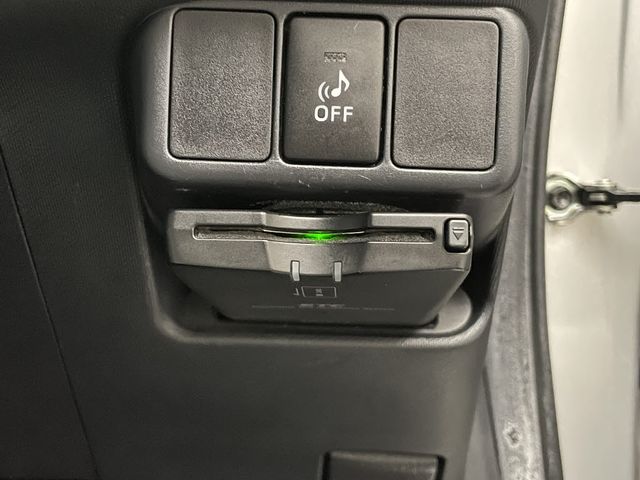 Toyota AQUA 2013-03 11033-16
