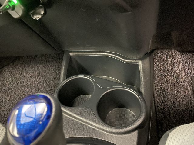 Toyota AQUA 2013-03 11033-23