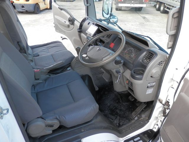 Nissan ATLAS 2008-08 379-20