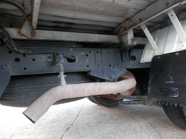Nissan ATLAS 2008-08 379-17