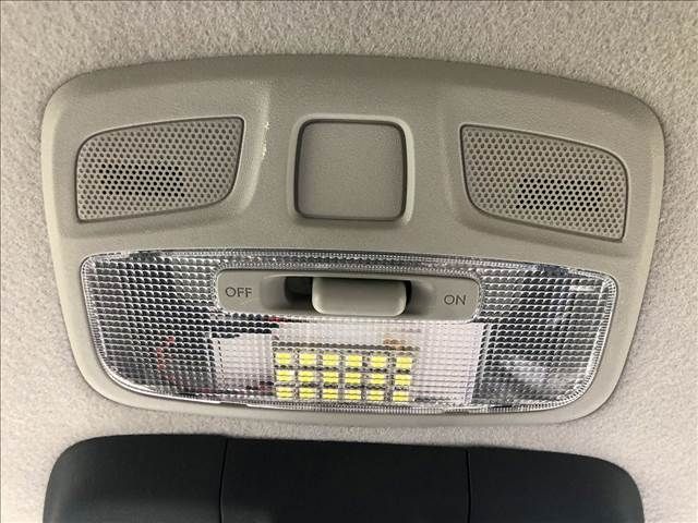 Suzuki IGNIS 2016-04 193934-25