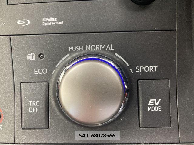 Lexus CT 2015-10 362705-14