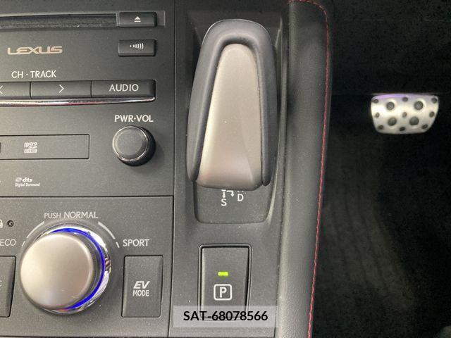 Lexus CT 2015-10 362705-15
