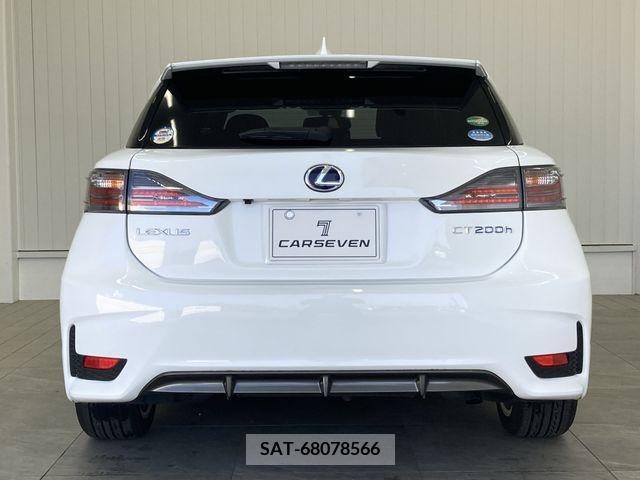 Lexus CT 2015-10 362705-3