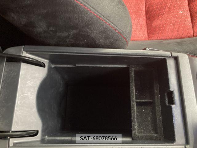 Lexus CT 2015-10 362705-19