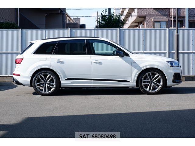 Audi Q7 2023-01 292848-4