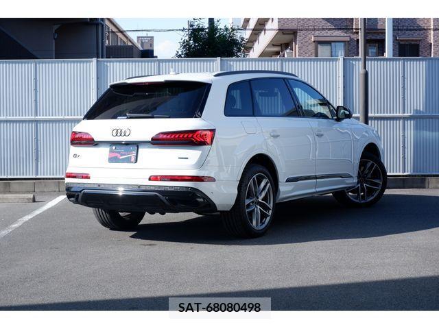 Audi Q7 2023-01 292848-7