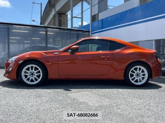 Toyota 86 2012-05 355212-13