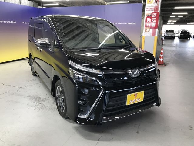 Toyota VOXY 2018-12 21406-3