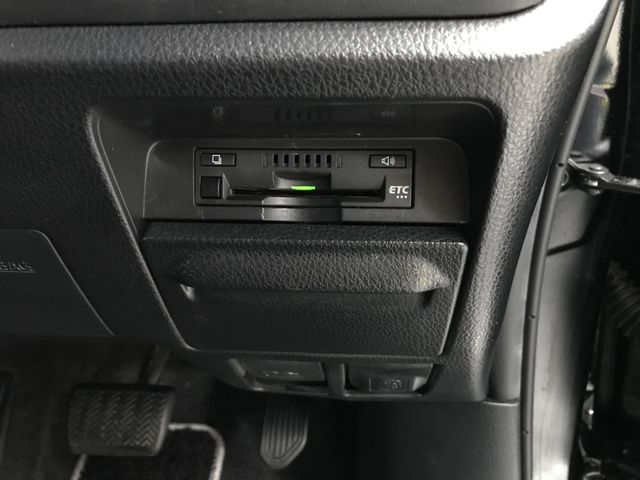 Toyota VOXY 2018-12 21406-21