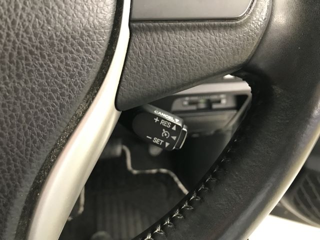 Toyota VOXY 2018-12 21406-25