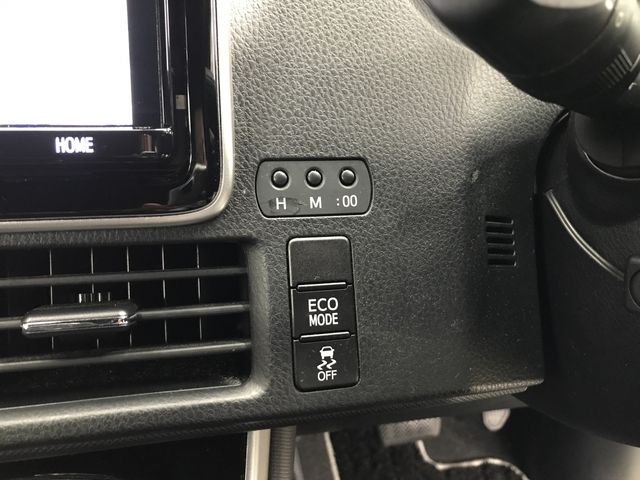 Toyota VOXY 2018-12 21406-27