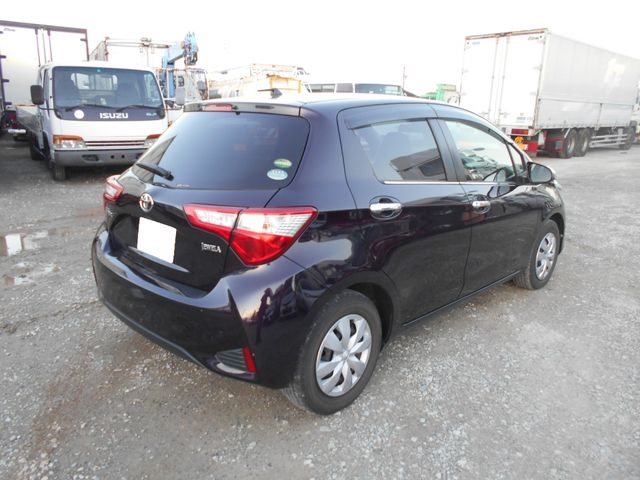 Toyota VITZ 2017-03 28399-4