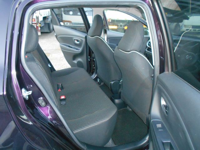 Toyota VITZ 2017-03 28399-10