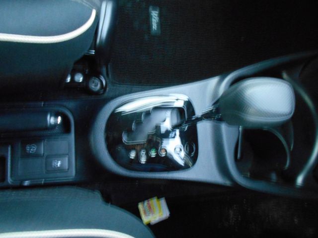 Toyota VITZ 2017-03 28399-22