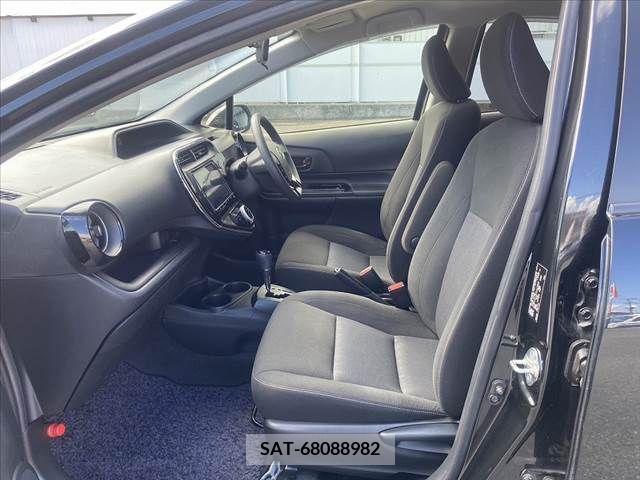 Toyota AQUA 2020-12 389301-16