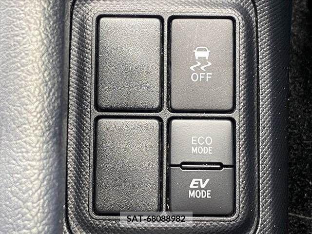 Toyota AQUA 2020-12 389301-23