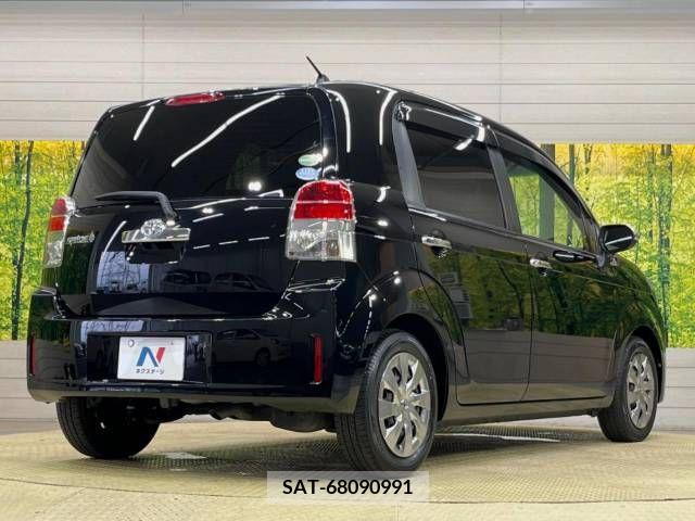 Toyota SPADE 2016-04 383287-17