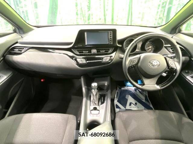 Toyota C-HR 2018-09 294898-1