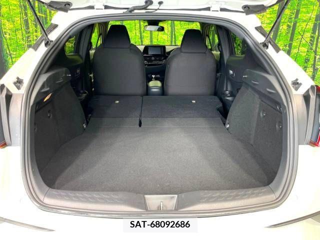 Toyota C-HR 2018-09 294898-11