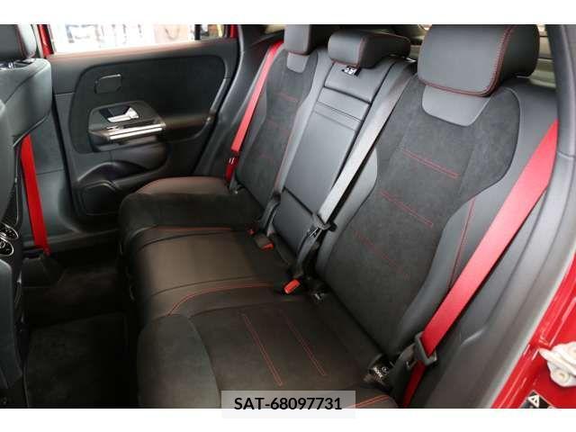 Amg A-Class 2022-03 292199-11