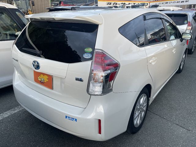 Toyota PRIUS ALPHA 2018-07 18737-2