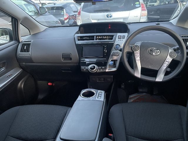 Toyota PRIUS ALPHA 2018-07 18737-3