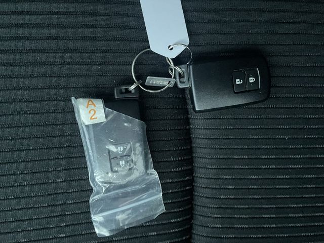Toyota PRIUS ALPHA 2018-07 18737-9