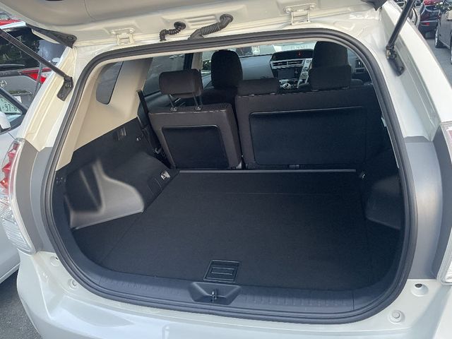 Toyota PRIUS ALPHA 2018-07 18737-7