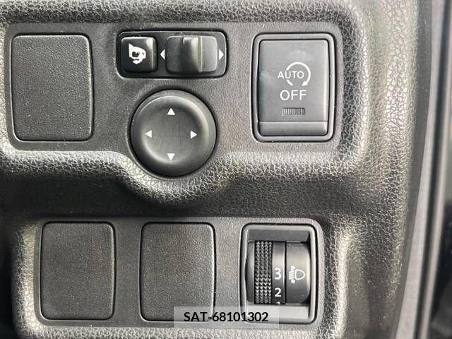 Nissan NOTE 2013-08 280019-7