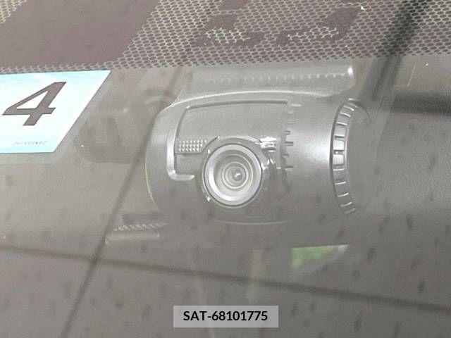 Toyota ESQUIRE 2015-04 268574-7