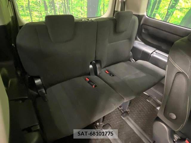 Toyota ESQUIRE 2015-04 268574-10