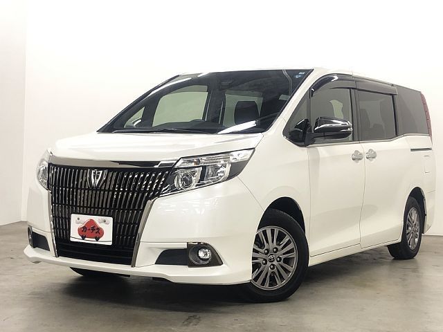 Toyota ESQUIRE 2017-06 181148-0