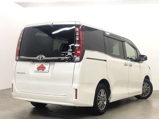 Toyota ESQUIRE 2017-06 181148-2