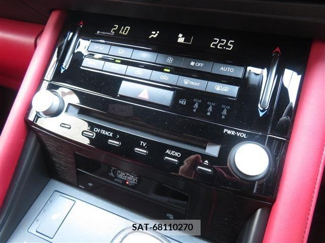 Lexus IS 2021-07 334422-11