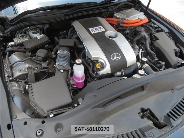 Lexus IS 2021-07 334422-17
