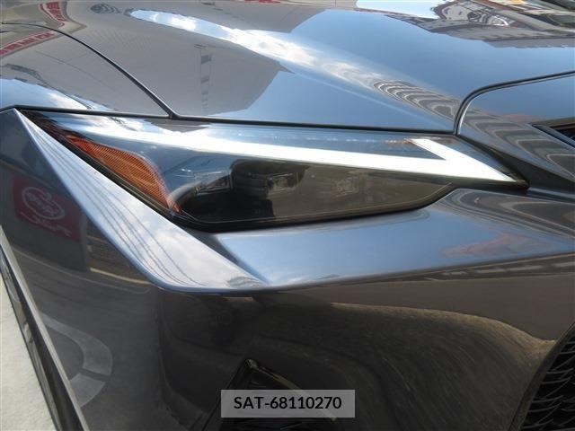 Lexus IS 2021-07 334422-16