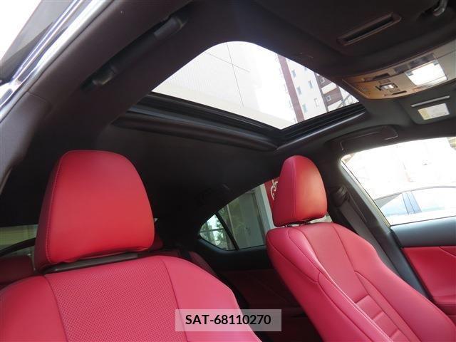 Lexus IS 2021-07 334422-15