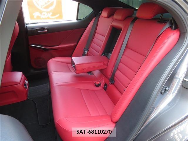 Lexus IS 2021-07 334422-8