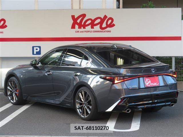 Lexus IS 2021-07 334422-2