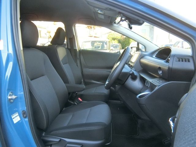 Toyota SIENTA 2021-08 193150-6