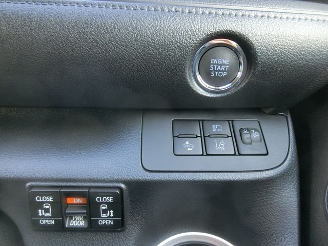 Toyota SIENTA 2021-08 193150-11