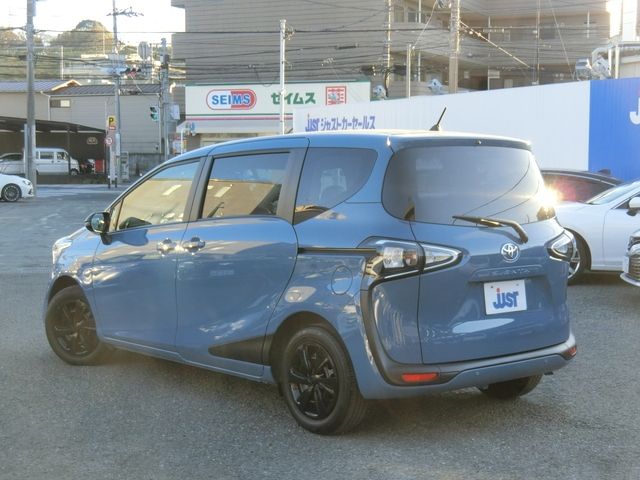 Toyota SIENTA 2021-08 193150-2
