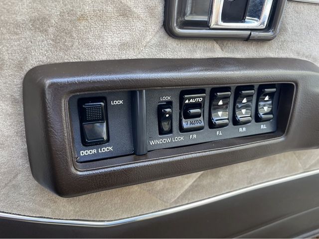 Toyota LAND CRUISER 1988-11 5639-21