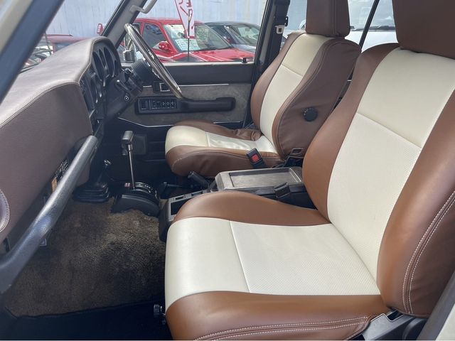 Toyota LAND CRUISER 1988-11 5639-11