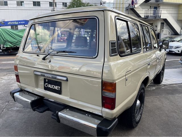 Toyota LAND CRUISER 1988-11 5639-4