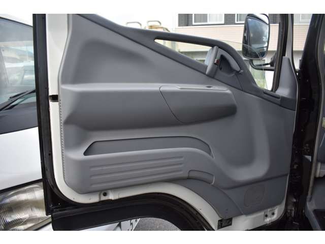 Mitsubishi CANTER 2003-09 24404-9