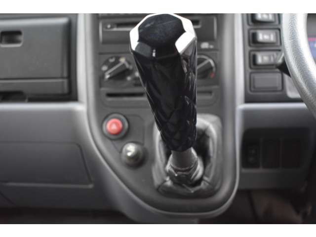 Mitsubishi CANTER 2003-09 24404-11