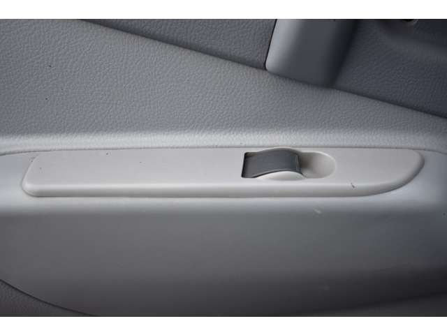 Mitsubishi CANTER 2003-09 24404-10