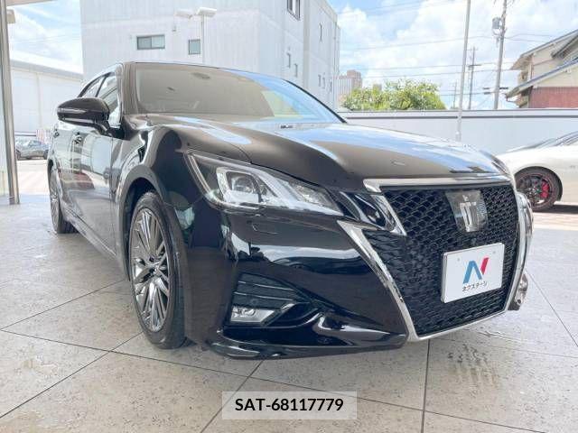 Toyota CROWN SEDAN 2018-01 347569-17